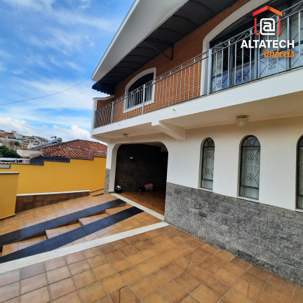 Imagem Casa com 2 Quartos à Venda, 223 m² em Jardim Ipê - Poços De Caldas