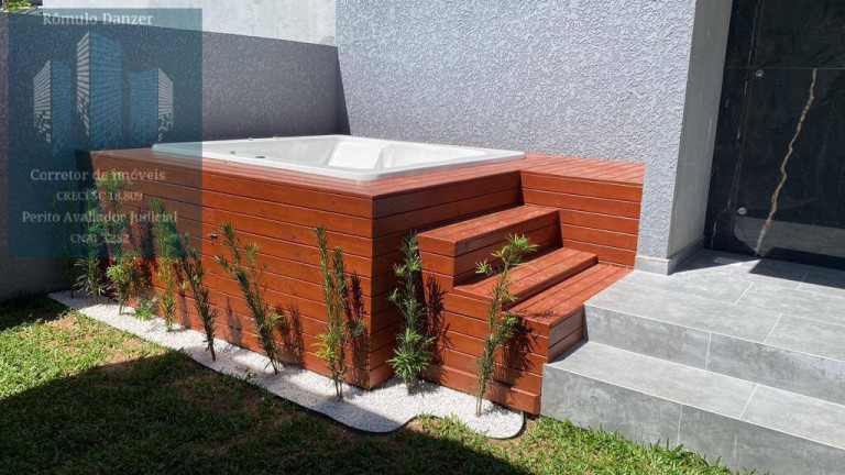 Imagem Casa com 3 Quartos à Venda, 225 m² em Ingleses - Florianópolis Imagem Casa com 3 Quartos à Venda, 225 m² em Ingleses - Florianópolis
