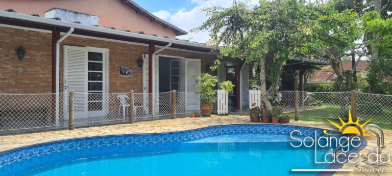Casa com 4 Quartos à Venda, 158 m² em Itaguá - Ubatuba