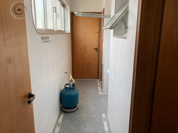 Imagem Apartamento com 3 Quartos à Venda, 135 m² em Centro - Guarujá