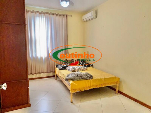 Imagem Apartamento com 3 Quartos à Venda, 132 m² em Tijuca - Rio De Janeiro Imagem Apartamento com 3 Quartos à Venda, 132 m² em Tijuca - Rio De Janeiro