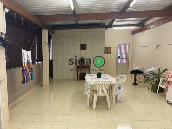 Casa com 2 Quartos à Venda, 115 m² em Vila Carrão - São Paulo