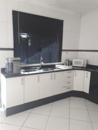 Imagem Casa com 2 Quartos à Venda, 110 m² em Residencial Bordon - Sumaré Imagem Casa com 2 Quartos à Venda, 110 m² em Residencial Bordon - Sumaré