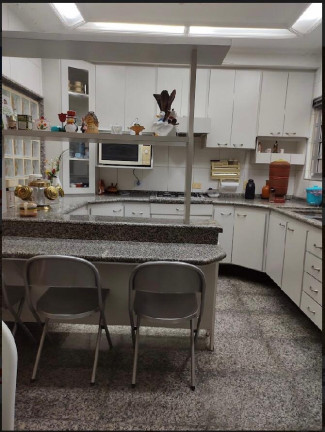 Imagem Sobrado com 4 Quartos à Venda, 179 m² em Vila Ema - São Paulo