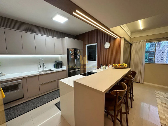 Imagem Apartamento com 3 Quartos à Venda, 119 m² em Centro - Balneário Camboriú