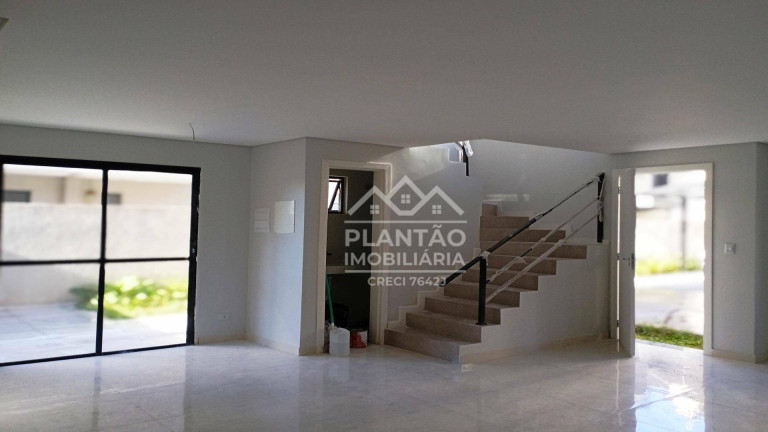 Imagem Sobrado com 3 Quartos à Venda, 105 m² em Uberaba - Curitiba Imagem Sobrado com 3 Quartos à Venda, 105 m² em Uberaba - Curitiba