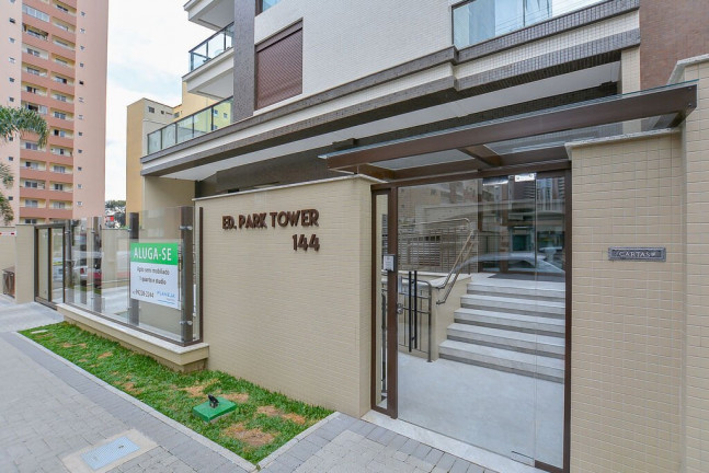 Imagem Apartamento com 1 Quarto à Venda, 30 m² em água Verde - Curitiba