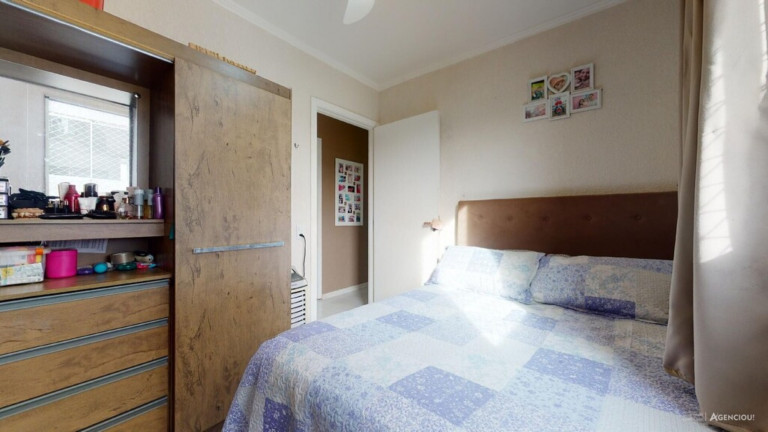 Imagem Imóvel com 2 Quartos à Venda, 40 m² em Cavalhada - Porto Alegre