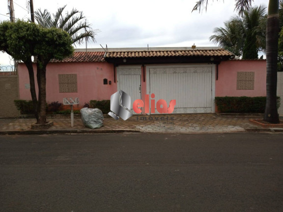 Imagem Casa com 4 Quartos à Venda, 238 m² em Jardim Petropólis - Bauru Imagem Casa com 4 Quartos à Venda, 238 m² em Jardim Petropólis - Bauru