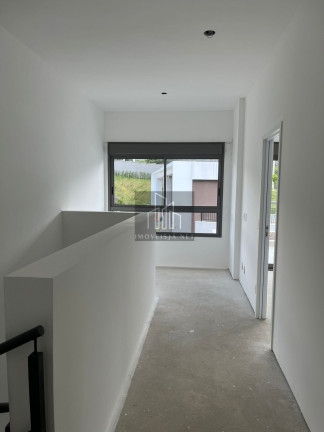 Imagem Casa com 3 Quartos à Venda, 200 m² em Tamboré - Santana De Parnaíba