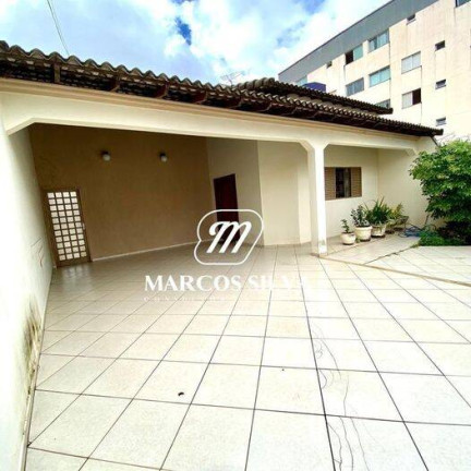 Imagem Casa com 3 Quartos à Venda, 300 m² em Campinas