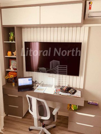 Imagem Casa de Condomínio com 4 Quartos à Venda, 340 m² em Santa Regina - Camboriú Imagem Casa de Condomínio com 4 Quartos à Venda, 340 m² em Santa Regina - Camboriú