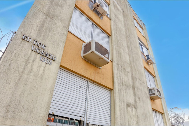 Imagem Apartamento com 2 Quartos à Venda, 70 m² em Santana - Porto Alegre