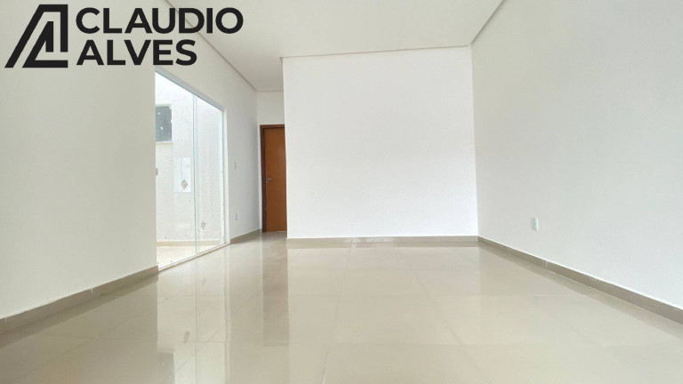 Imagem Casa com 2 Quartos à Venda, 75 m² em Parque Ipê - Feira De Santana