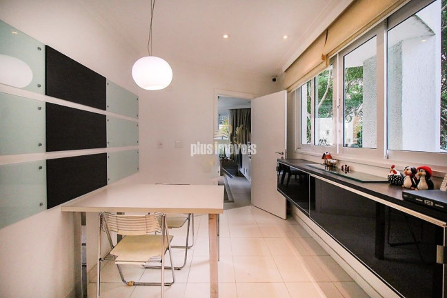 Imagem Apartamento com 3 Quartos à Venda, 257 m² em Real Parque - São Paulo Imagem Apartamento com 3 Quartos à Venda, 257 m² em Real Parque - São Paulo