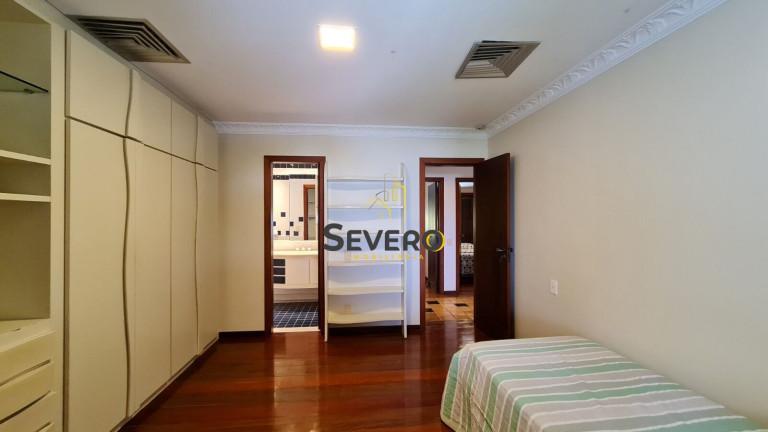 Imagem Casa com 8 Quartos à Venda, 650 m² em Itacoatiara - Niterói Imagem Casa com 8 Quartos à Venda, 650 m² em Itacoatiara - Niterói