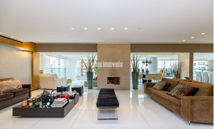 Apartamento com 4 Quartos à Venda, 335 m² em Moema - São Paulo