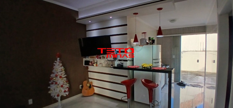 Imagem Casa com 2 Quartos à Venda, 50 m² em Bairro São Mateus - São Lourenço