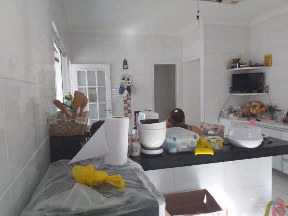 Imagem Casa com 4 Quartos à Venda ou Locação, 300 m² em Centro - Lauro De Freitas