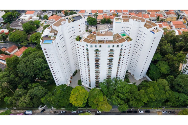 Imagem Imóvel com 4 Quartos à Venda, 240 m² em Santo Amaro - São Paulo
