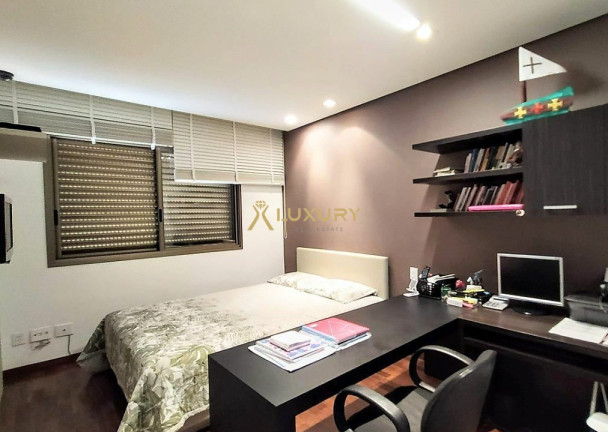 Imagem Imóvel com 4 Quartos à Venda, 270 m² em Vila Da Serra - Nova Lima