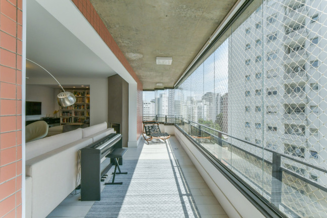 Foto do imóvel Apartamento com 3 Quartos à Venda, 209 m² em Vila Nova Conceição - São Paulo