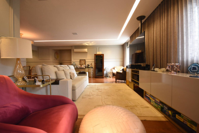 Imagem Apartamento com 3 Quartos à Venda, 157 m² em Real Parque - São Paulo Imagem Apartamento com 3 Quartos à Venda, 157 m² em Real Parque - São Paulo