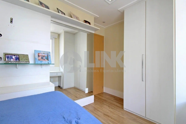 Imagem Apartamento com 3 Quartos à Venda, 105 m² em Passo Da Areia - Porto Alegre