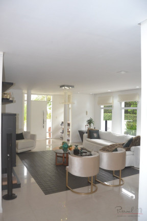 Imagem Casa com 4 Quartos à Venda, 306 m² em Jurerê - Florianópolis Imagem Casa com 4 Quartos à Venda, 306 m² em Jurerê - Florianópolis