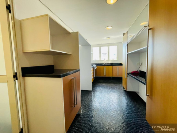Imagem Apartamento com 4 Quartos à Venda, 215 m² em Sumaré - São Paulo