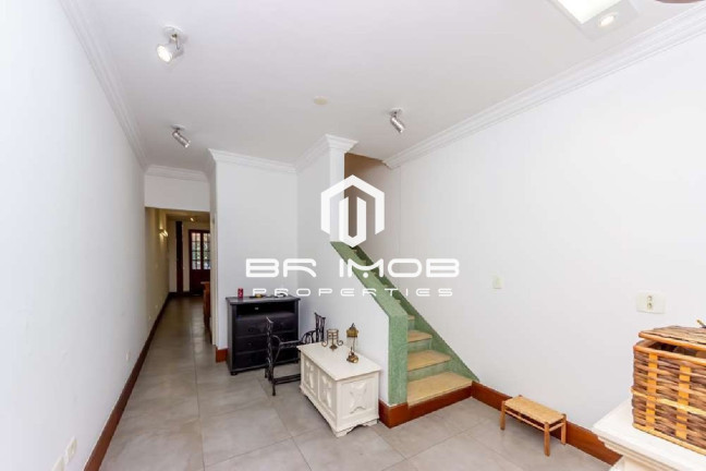 Imagem Casa com 2 Quartos à Venda, 93 m² em Vila Madalena - São Paulo Imagem Casa com 2 Quartos à Venda, 93 m² em Vila Madalena - São Paulo