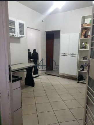 Imagem Casa com 2 Quartos à Venda, 246 m² em Setor Santos Dumont - Goiânia Imagem Casa com 2 Quartos à Venda, 246 m² em Setor Santos Dumont - Goiânia