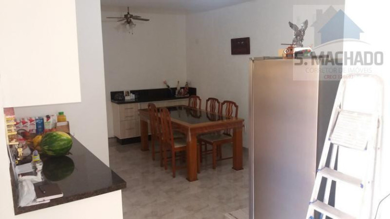 Imagem Casa com 3 Quartos à Venda, 307 m² em Vila Clarice - Santo André