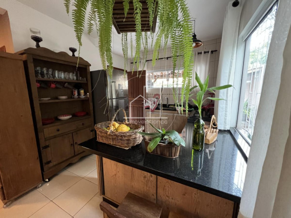 Imagem Casa com 3 Quartos à Venda, 255 m² em São João Do Rio Vermelho - Florianópolis