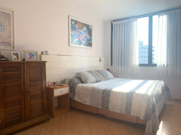 Imagem Imóvel com 3 Quartos à Venda, 220 m² em Vila Suzana - São Paulo