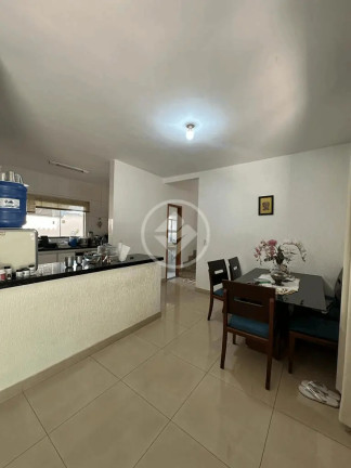 Imagem Casa com 4 Quartos à Venda, 182 m² em Condomínio Do Lago - Goiânia Imagem Casa com 4 Quartos à Venda, 182 m² em Condomínio Do Lago - Goiânia