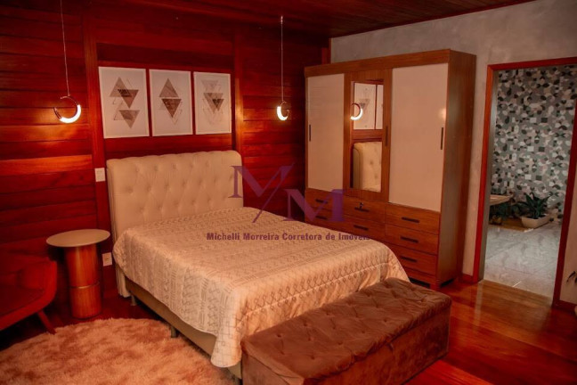 Imagem Sobrado com 4 Quartos à Venda, 360 m² em Distrito Bom Jesus - Matozinhos