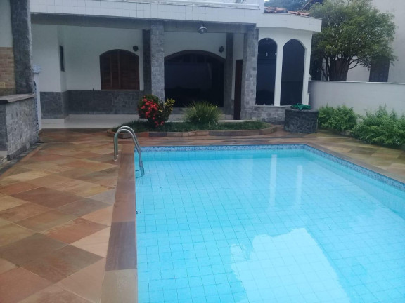 Imagem Casa de Condomínio com 5 Quartos à Venda, 510 m² em Itaipu - Niterói Imagem Casa de Condomínio com 5 Quartos à Venda, 510 m² em Itaipu - Niterói