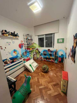 Imagem Apartamento com 3 Quartos à Venda, 135 m² em Copacabana - Rio De Janeiro Imagem Apartamento com 3 Quartos à Venda, 135 m² em Copacabana - Rio De Janeiro