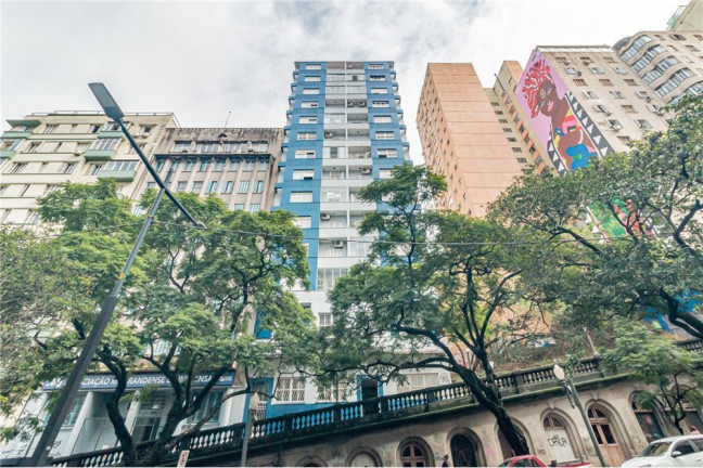 Imagem Apartamento com 3 Quartos à Venda, 82 m² em Centro Histórico - Porto Alegre