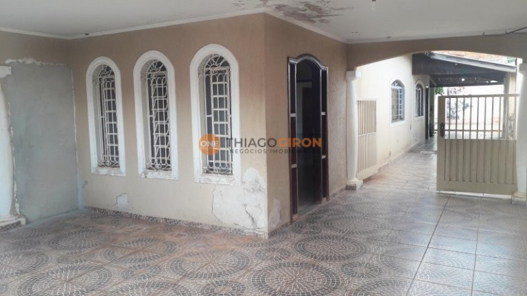 Imagem Casa com 3 Quartos à Venda, 300 m² em Ipanema - Araçatuba Imagem Casa com 3 Quartos à Venda, 300 m² em Ipanema - Araçatuba