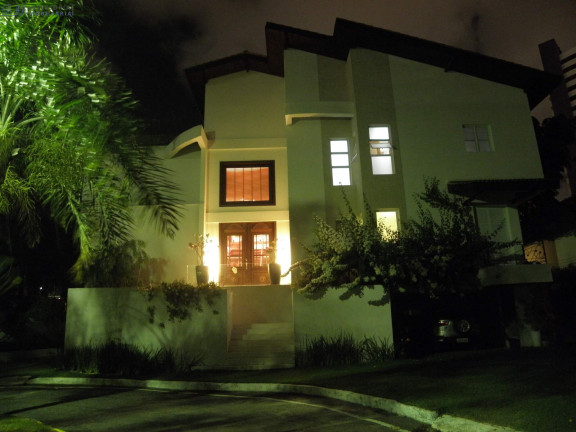 Imagem Casa com 6 Quartos para Alugar ou Temporada, 760 m² em Candelária - Natal