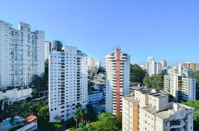 Imagem Imóvel com 3 Quartos à Venda, 370 m² em Morumbi - São Paulo Imagem Imóvel com 3 Quartos à Venda, 370 m² em Morumbi - São Paulo