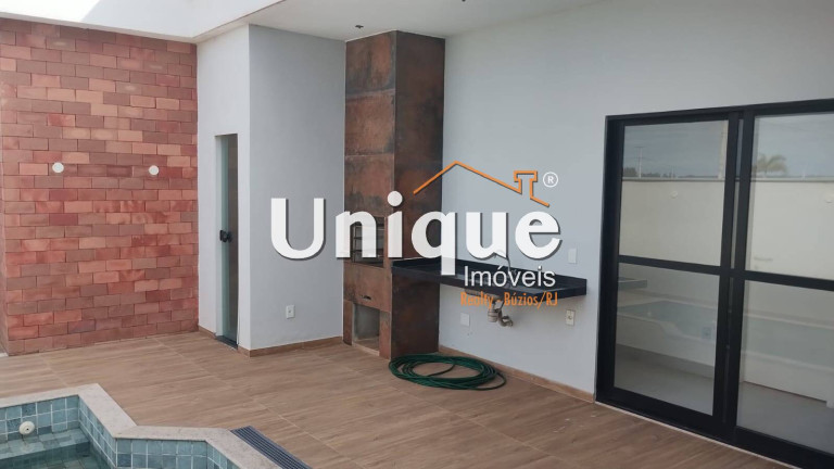 Imagem Casa com 3 Quartos à Venda, 250 m² em Arraial Do Cabo