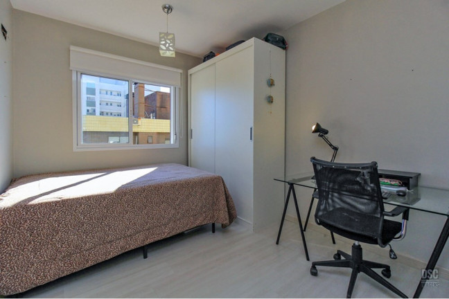 Imagem Apartamento com 2 Quartos à Venda, 93 m² em Petrópolis - Porto Alegre Imagem Apartamento com 2 Quartos à Venda, 93 m² em Petrópolis - Porto Alegre