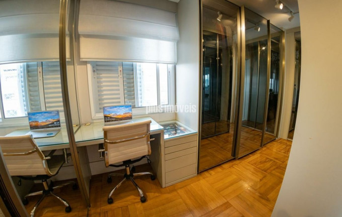 Imagem Apartamento com 4 Quartos à Venda, 370 m² em Moema - São Paulo Imagem Apartamento com 4 Quartos à Venda, 370 m² em Moema - São Paulo