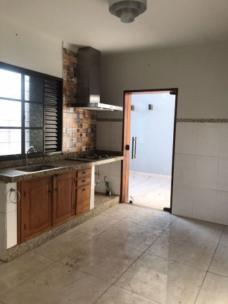 Imagem Casa com 3 Quartos à Venda ou Locação, 180 m² em Centro - Piracicaba Imagem Casa com 3 Quartos à Venda ou Locação, 180 m² em Centro - Piracicaba