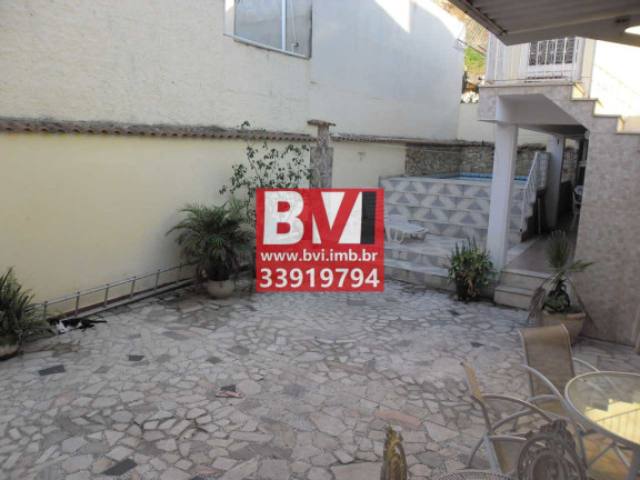 Imagem Casa com 3 Quartos à Venda, 150 m² em Vila Kosmos - Rio De Janeiro Imagem Casa com 3 Quartos à Venda, 150 m² em Vila Kosmos - Rio De Janeiro