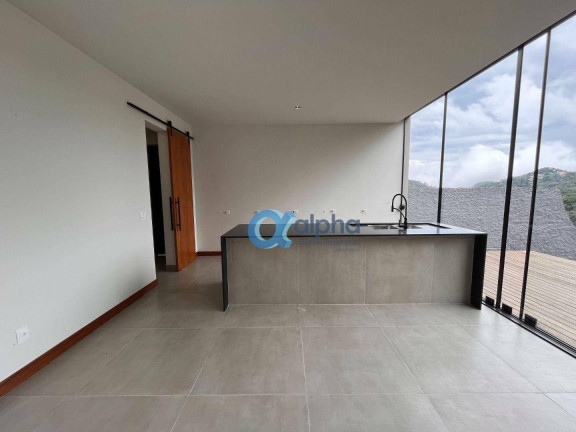 Imagem Casa com 3 Quartos à Venda, 192 m² em Quitandinha - Petrópolis Imagem Casa com 3 Quartos à Venda, 192 m² em Quitandinha - Petrópolis