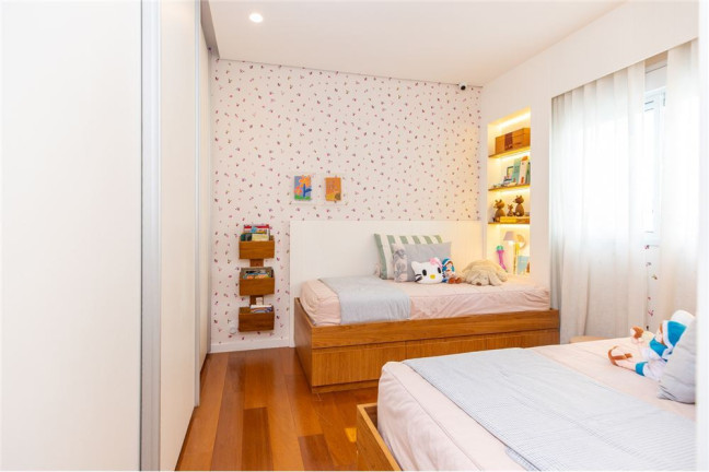 Imagem Apartamento com 4 Quartos à Venda, 251 m² em Campo Belo - São Paulo